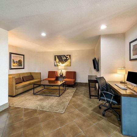 Quality Inn & Suites Garland - East Dallas Экстерьер фото