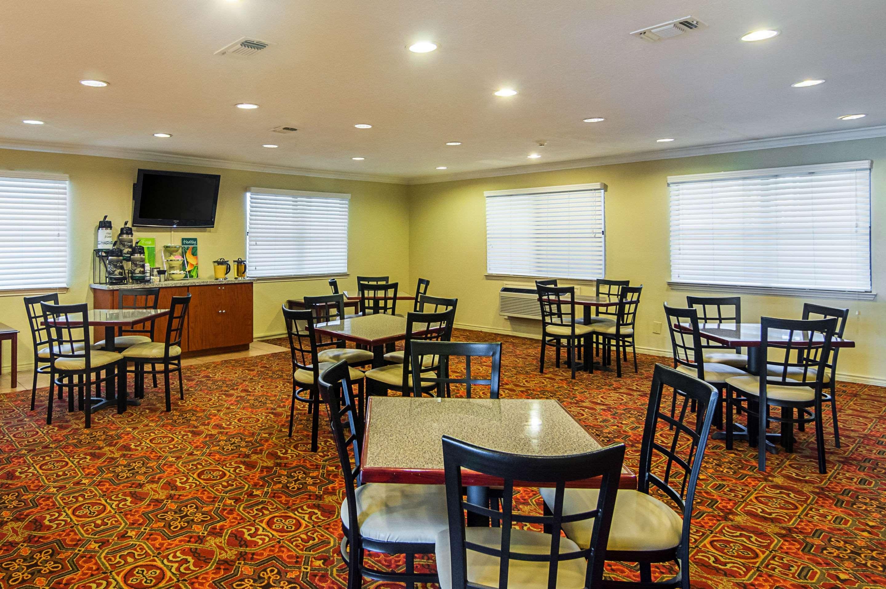 Quality Inn & Suites Garland - East Dallas Экстерьер фото