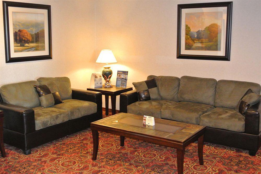 Quality Inn & Suites Garland - East Dallas Номер фото